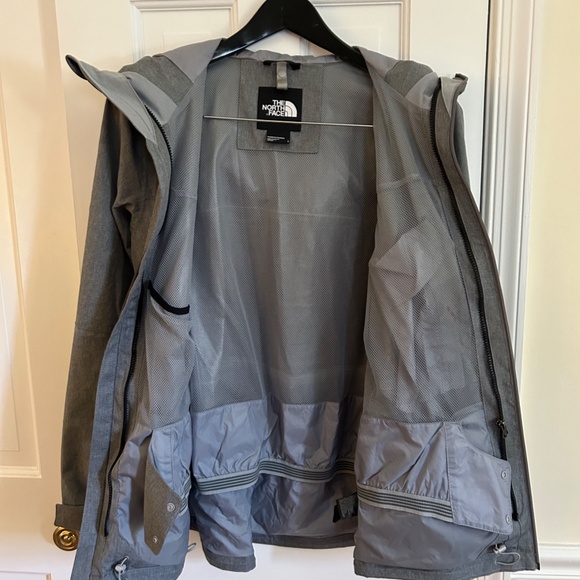 The North Face ThermoBall DryVent Jacket - Picture 4 of 13
